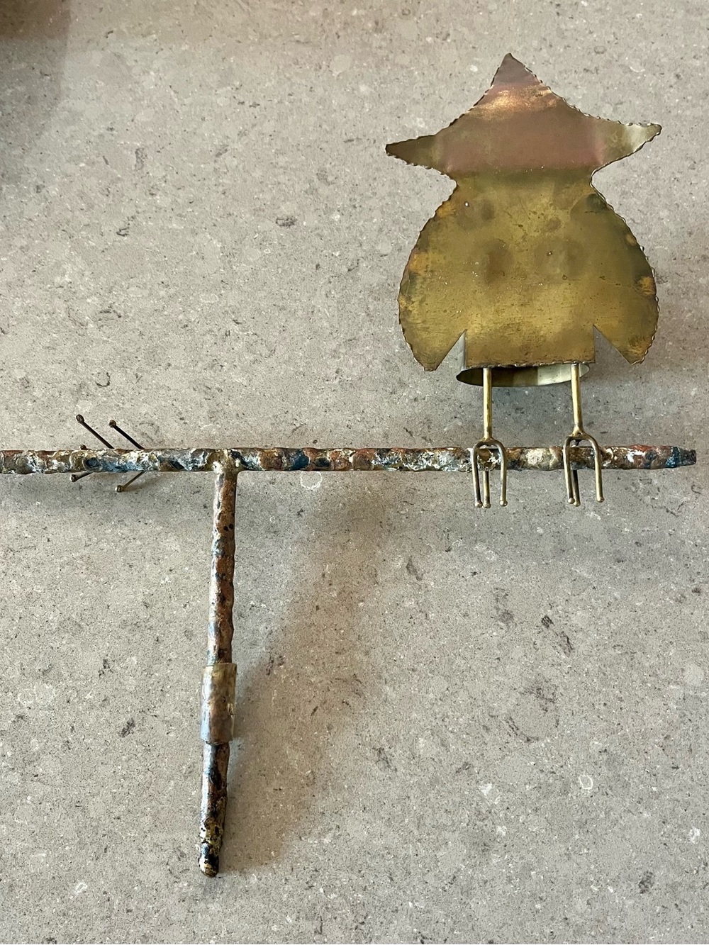 Vintage Brutalist Metal Bird Perch Decor in Brass and other Metal - Unbranded - Picture 3 of 3